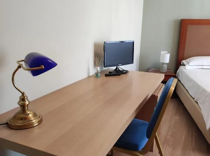 Casa Botta. Ampio Luminoso E Confortevole 아파트